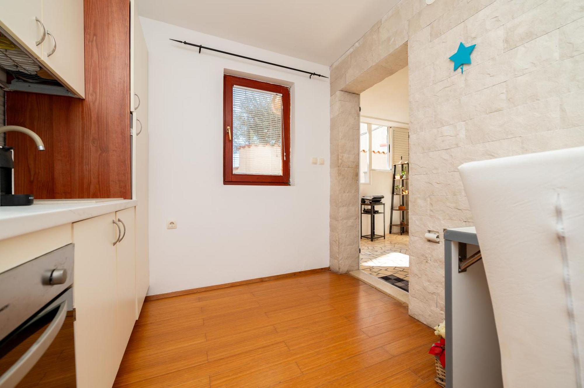 Apartments Vitoria Mali Losinj Bagian luar foto