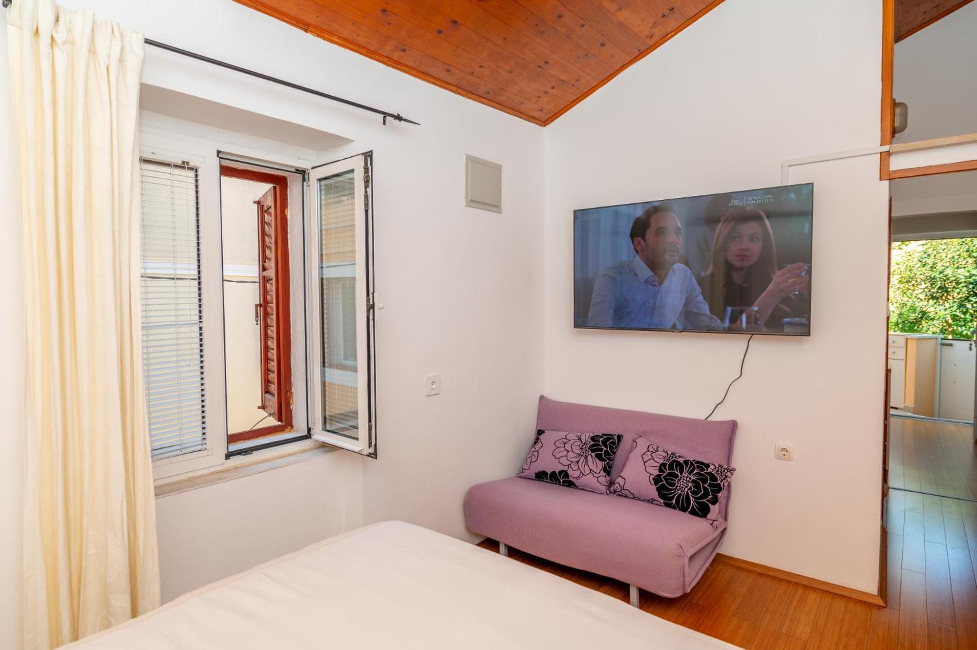 Apartments Vitoria Mali Losinj Bagian luar foto