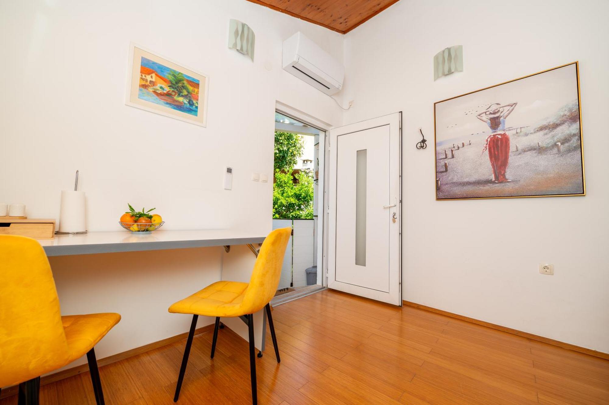Apartments Vitoria Mali Losinj Bagian luar foto